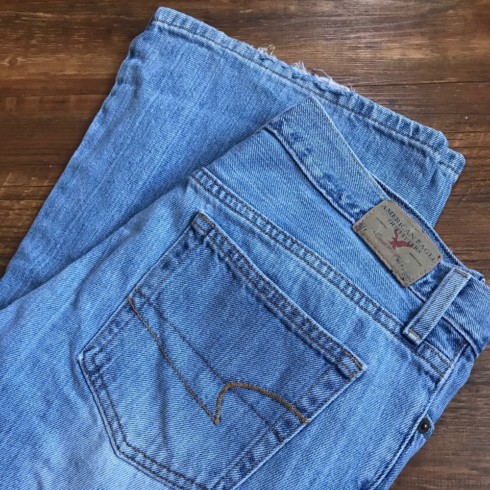 American Eagle Womens Flare Jeans Hipster Low rise